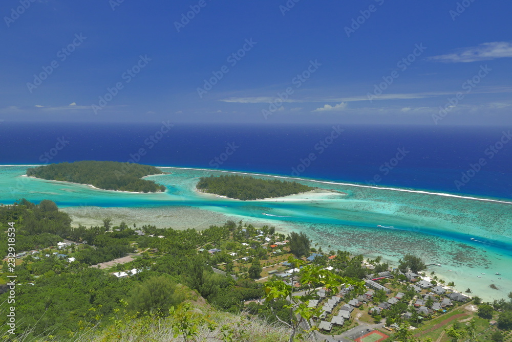 passe et lagon de Moorea polynesie française passe et lagon de Moorea polynesie française