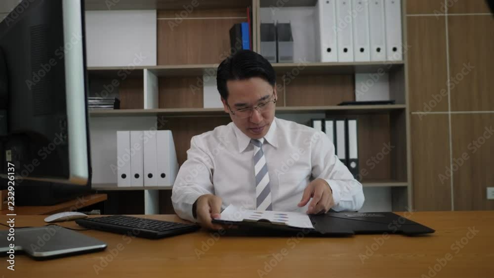 Businessman Boss appreciate the secretary for success business chart Businessman Boss appreciate the secretary for success business chart