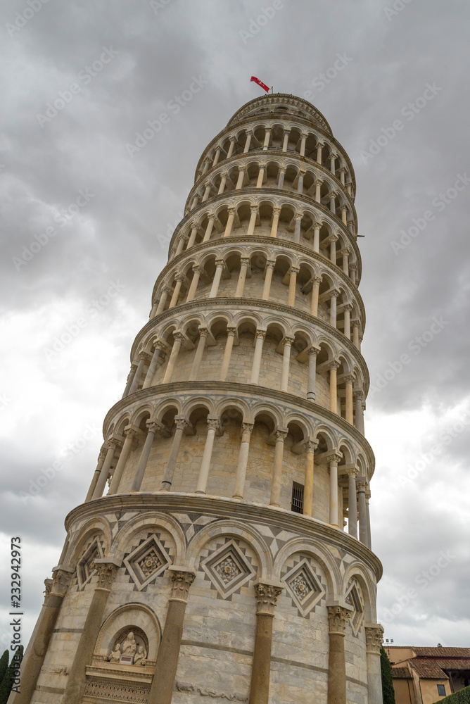 PISA, ITALY - OCTOBER 29, 2018:  Leaning Tower of Pisa or freestanding bell tower, of the cathedral of the Italian city of Pisa.