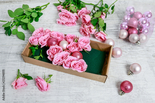 Fototapeta Naklejka Na Ścianę i Meble -  How to transform simple paper box into romantic Valentine's Day gift with roses