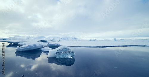 Plakat w ramie Glaciar Lagoon