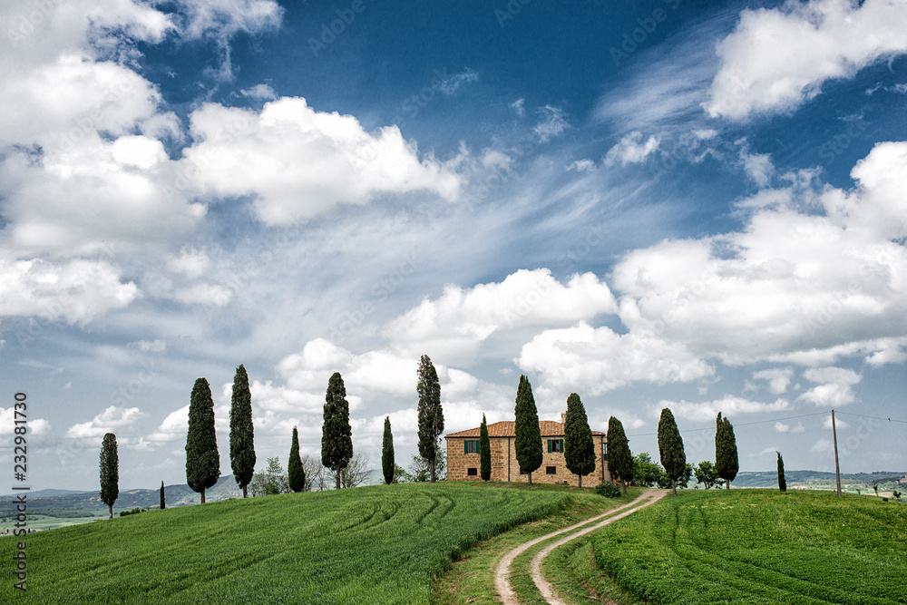 giornata ventosa in toscana