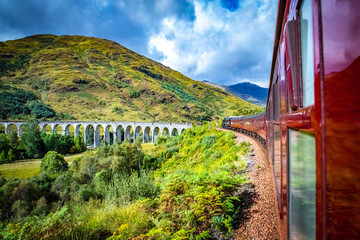 Keuken achterwand Glenfinnanviaduct Trein over het Glenfinnan viaduct  © Marcin