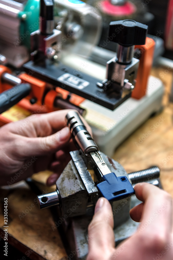 master repairs door lock cylinder master repairs door lock cylinder