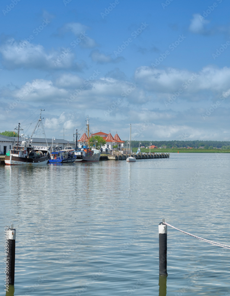 Hafen von Karlshagen am Peenestrom auf Usedom,Ostsee,Mecklenburg-Vorpommern,Deutschland