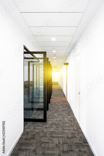 Fototapeta Naklejka Na Ścianę i Meble -  Corridor interior of office park