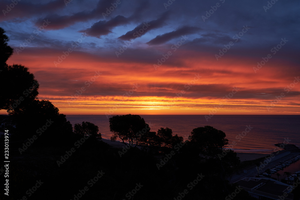 Amanecer en Castelldefels, Barcelona, España Amanecer en Castelldefels, Barcelona, España