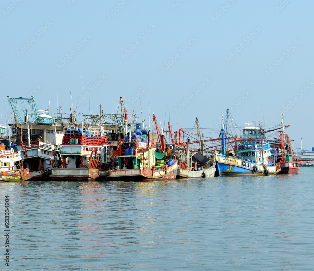 bateau de pêche en thailande