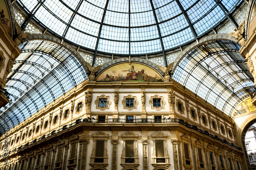 Wallpaper Mural Milan la Luxure Torontodigital.ca