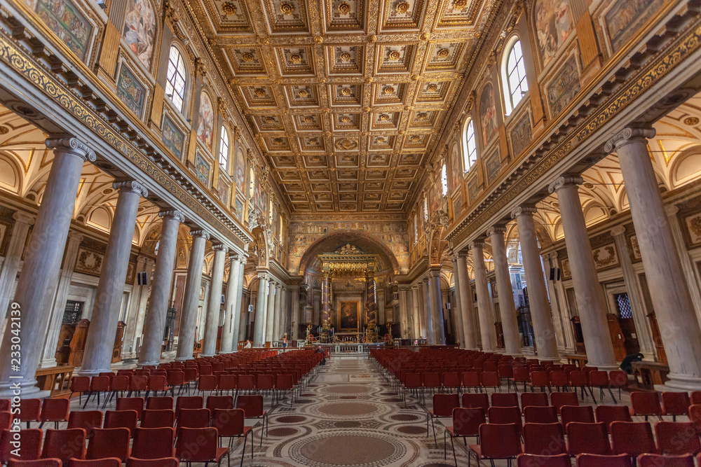 Santa Maria Maggiore Interior