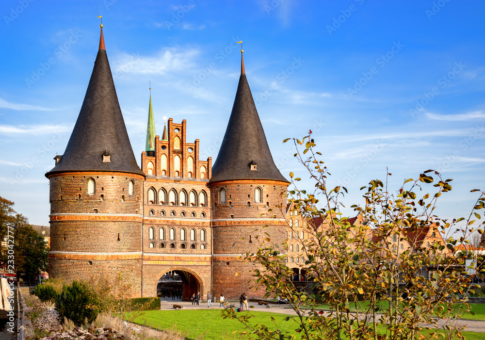 Historisches Holstentor in Lübeck, Schleswig-Holstein