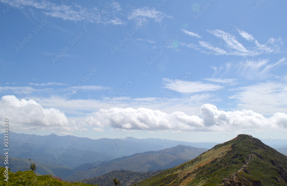 Fototapeta premium 至仏山登山道からの風景