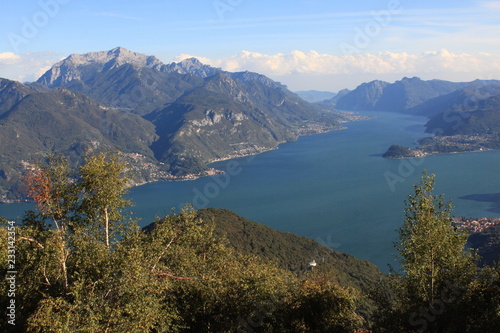 Zauberhafter Lario / Blick vom Monte Grona auf den Comer See