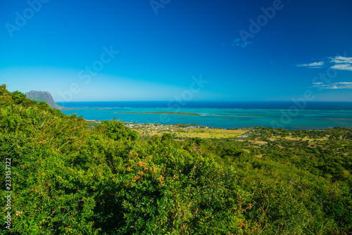 Ile Maurice - Chamarel - Point de vue sur le lagon