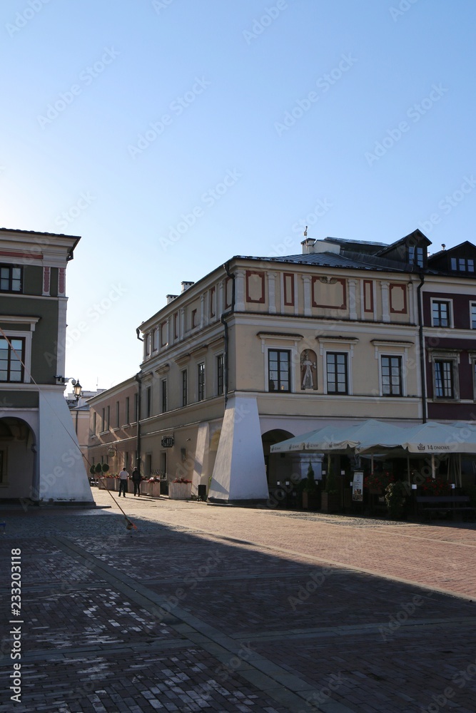 Zamość, poland, Morando House, UNESCO, Market Square, Renaissance town, architecture, building, city, town, facade, square, shadow