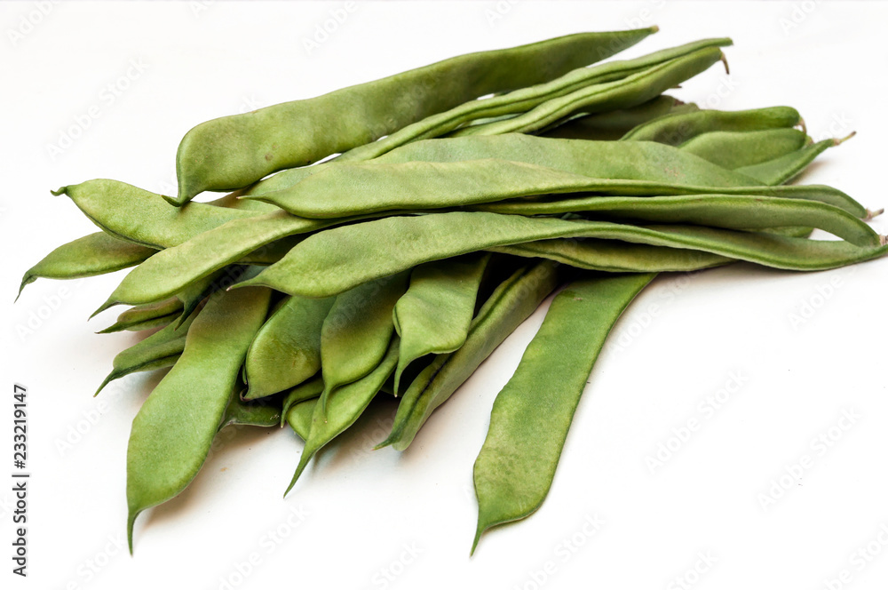 Green beans surrounded by white background