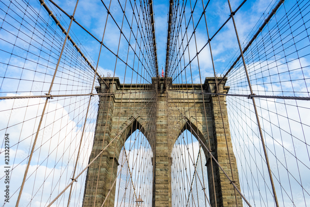 Naklejka premium Top of Brooklyn Bridge