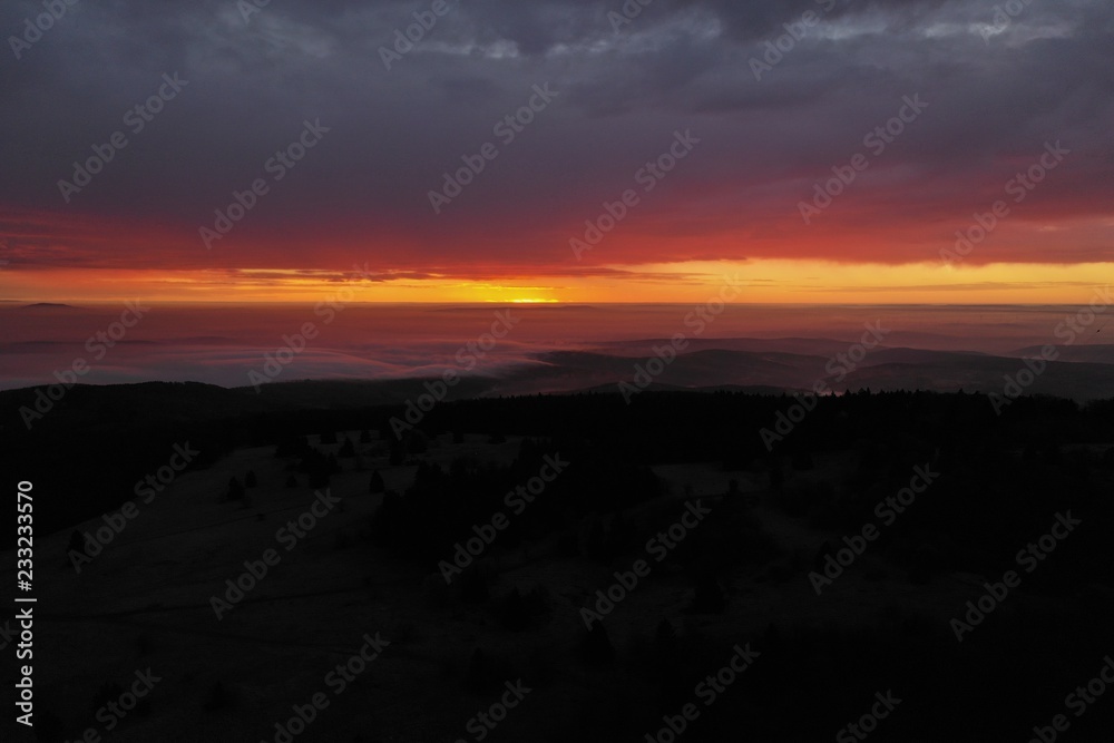 Sonnenaufgang aus der Luft Sonnenaufgang aus der Luft
