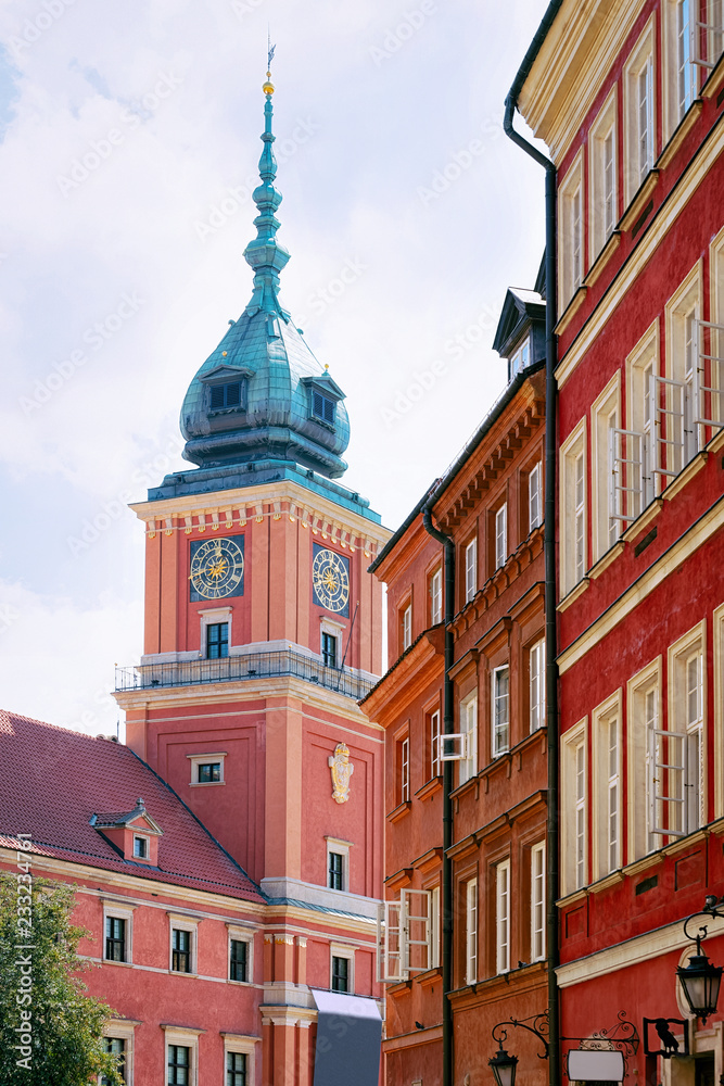 Fototapeta premium Steeple of Royal Castle in Old town of Warsaw
