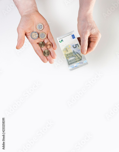 Minimum wage in Germany, 9,35 euro banknotes and coins