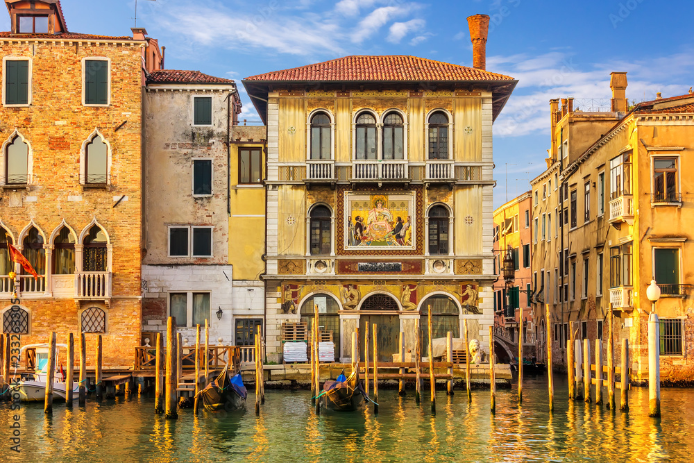 Venetian palace Palazzo Salviati, view from the Grand Canal Stock Photo |  Adobe Stock