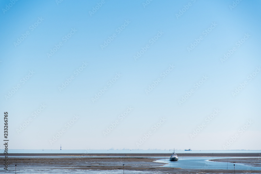 low tide sea view 