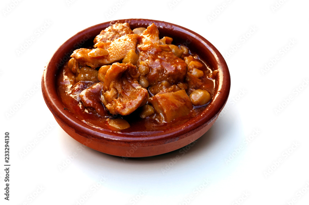Spanish callos surrounded by white background Spanish callos surrounded by white background