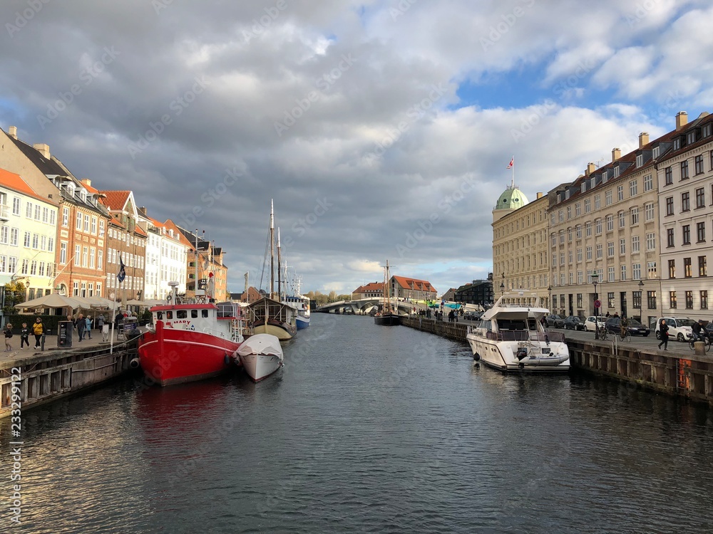 Obraz premium canal in copenhagen denmark