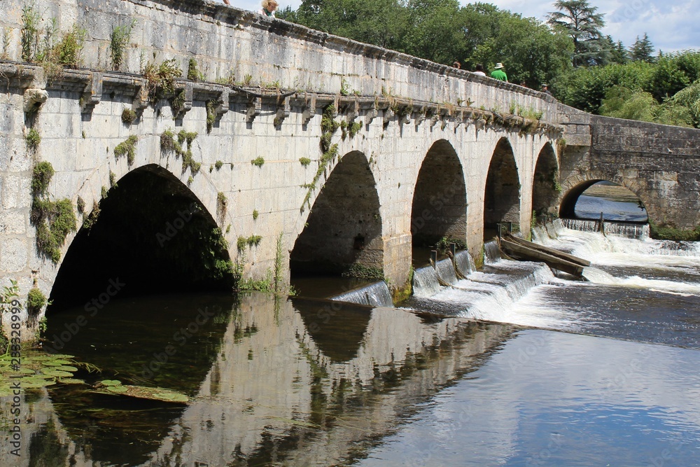 Fototapeta premium Village de Brantôme - Dordogne - Dite 