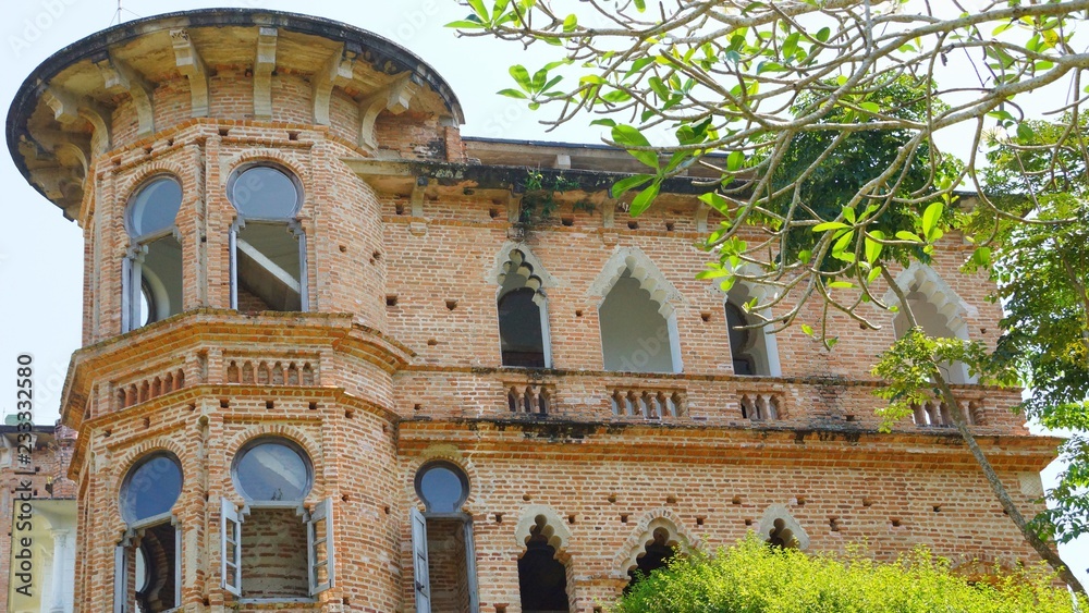 Αυτοκόλλητο Windows of abandoned castle in Perak, Malaysia