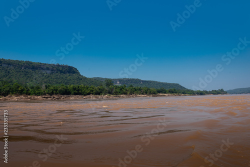 Fototapeta Naklejka Na Ścianę i Meble -  Natural scene at Mekong River, at Ubon Ratchathani, Thailand.
