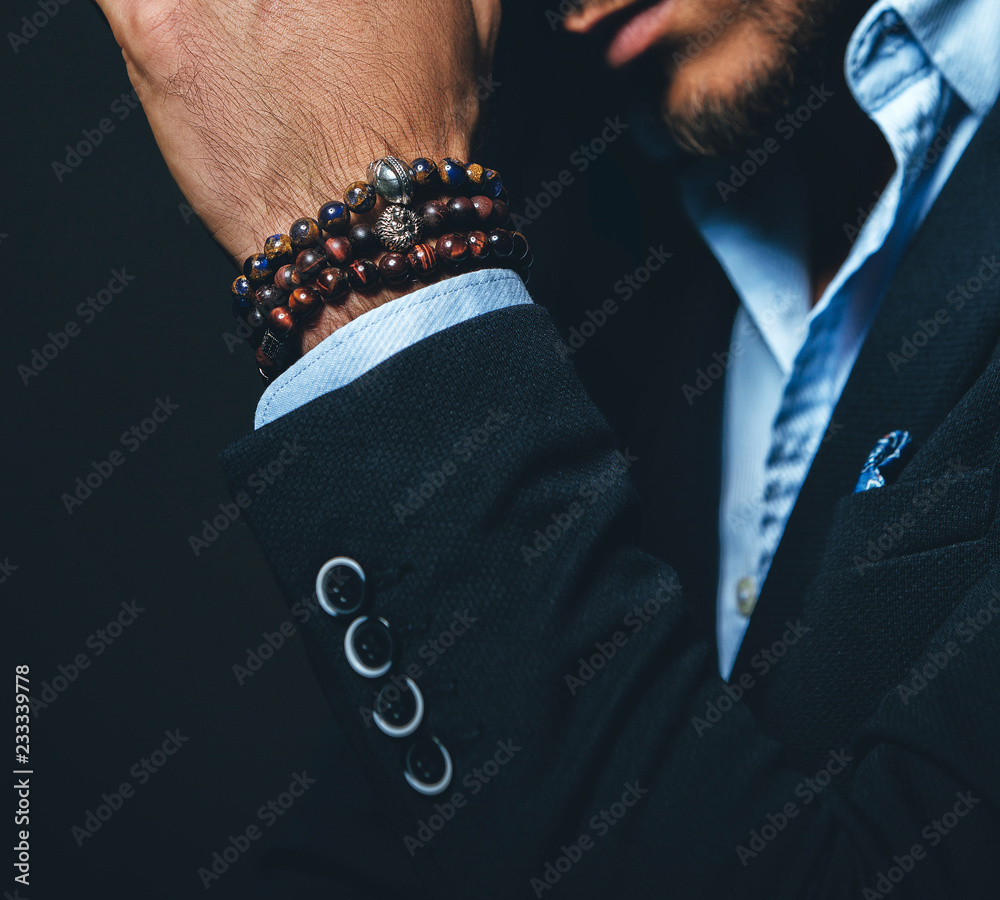 Φωτογραφία Mens beaded bracelet.