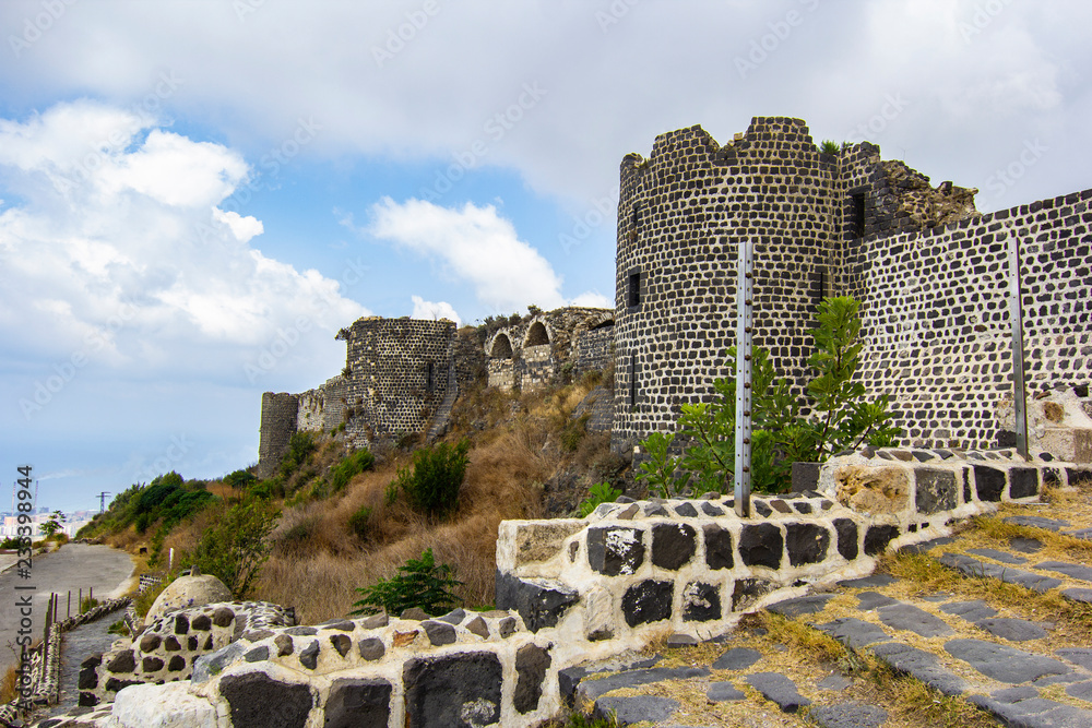 A view of Margat (Al-marqab) Castle in Baniyas, Syria. - obrazy, fototapety, plakaty 