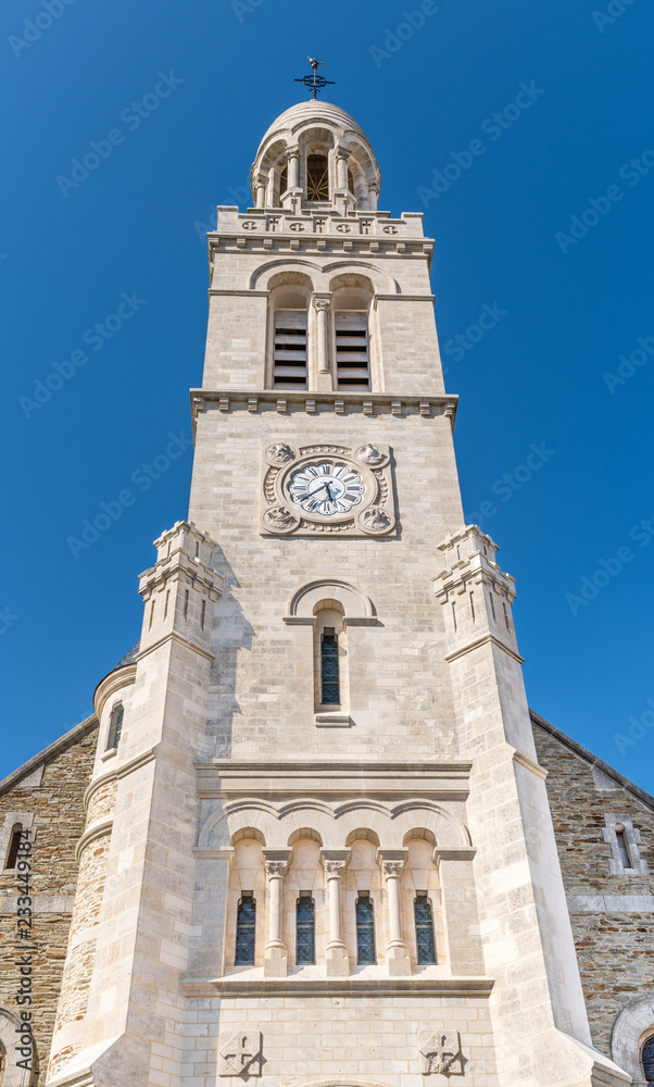 Clocher de l'église Sainte Croix à Saint Gilles Croix de Vie en Vendée 