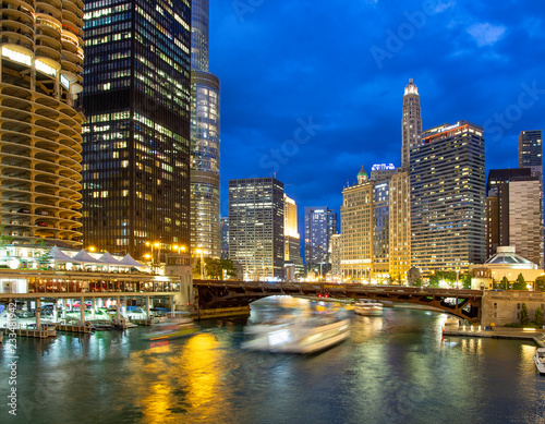 Chicago River and skyscrapers at dusk