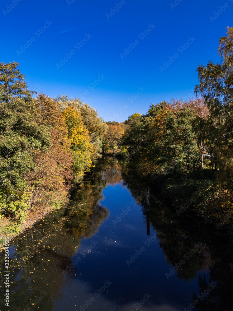 Ilmenau in Lüneburg im Herbst