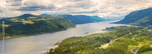 Overlook view of the Columbia River Gorge