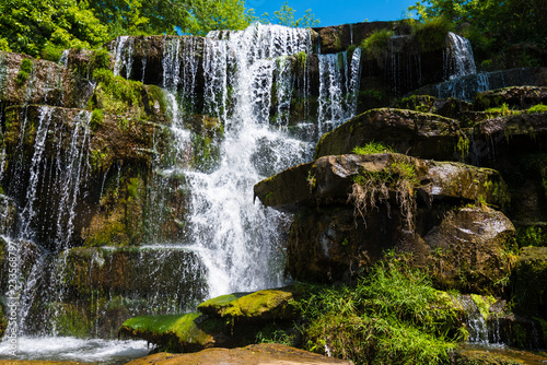 Waterfall CascadWaterfall Cascading Down Large Stonesing Down Large Stones