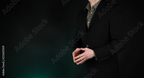 Photo Businessman hands showing steeple superior thinking gesture, on gradient green b