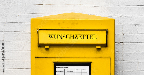 Wallpaper Mural Wunschzettel Briefkasten Torontodigital.ca