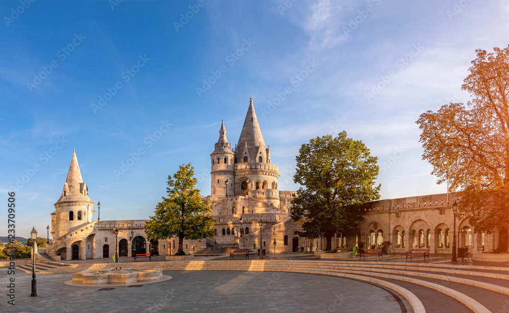 Fototapeta premium Widok na Basztę Rybacką w Budapeszcie