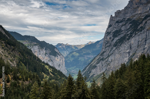 Blick ins Lauterbrunnental von Trachsellaunenen