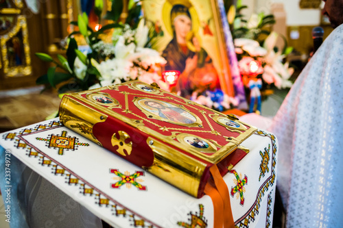 Fototapeta Naklejka Na Ścianę i Meble -  Church wedding day