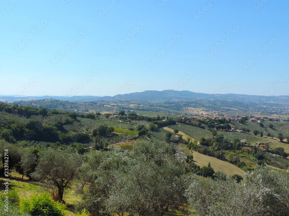 Vista della campagna umbra, Umbria, Italia