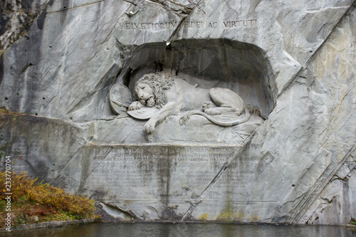 スイス ルチェルン 瀕死のライオン像