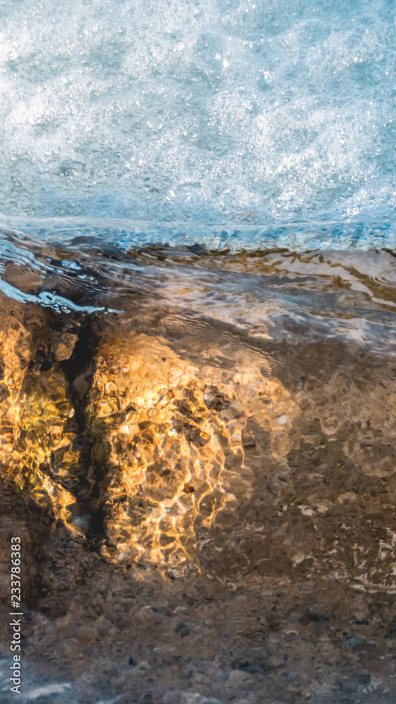 Smartphone HD wallpaper of closeup of water running over stones Smartphone HD wallpaper of closeup of water running over stones