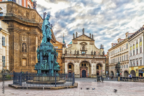Obraz na płótnie St Salvator Church and St Francis of Assisi Church near the monu w salonie