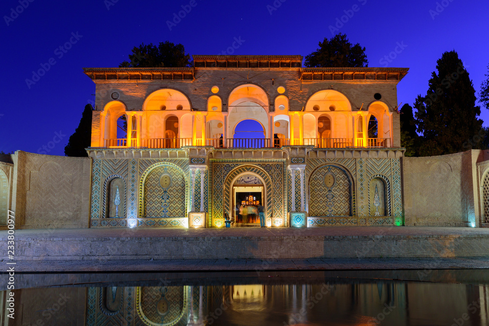 Fototapeta premium Iran - Mahan - Shahzadeh Garden (باغ شاهزاده ماهان کرمان)