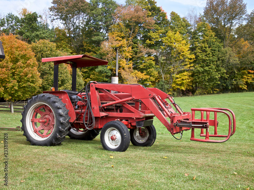 Obraz na płótnie Farmers tractor in America w salonie