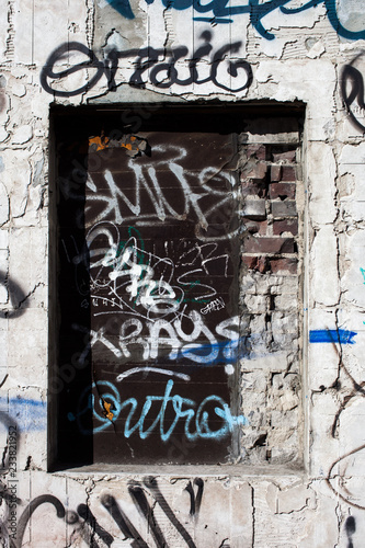 Graffiti - Urban Decay